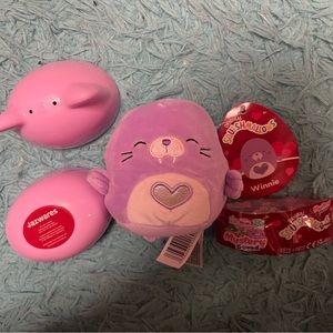 💛Squishmallow Winnie the Walrus 4” Valentine’s Day Capsule